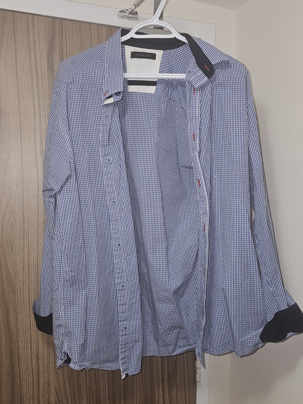 Men's Blue Check Long-Sleeve Button-Up Shirt